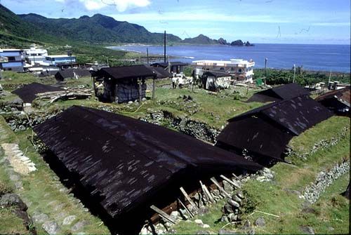 兰屿传统地下屋