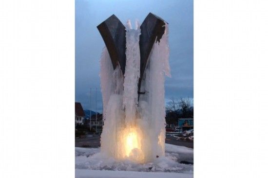 冰雕喷泉