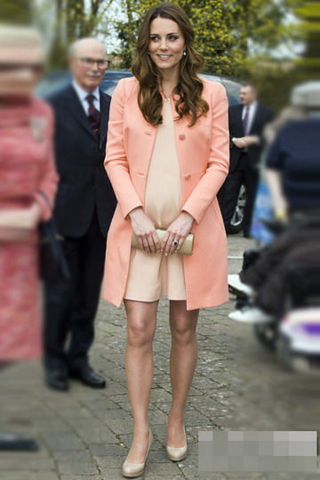 组图:跟凯特王妃学习怀孕期间优雅气质穿衣经