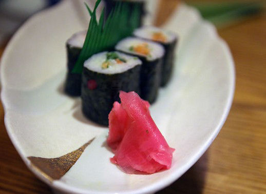 三文鱼寿司卷