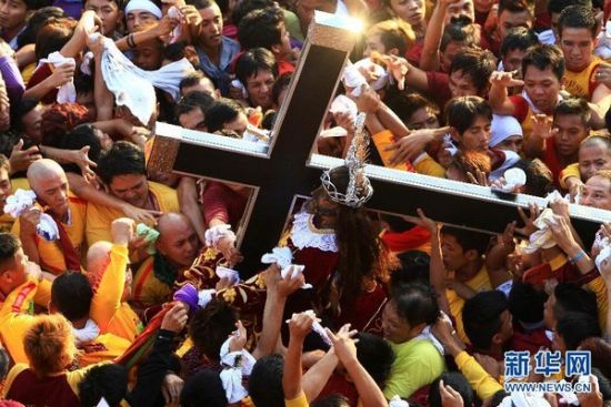 玩转世界最黑节日 菲律宾最爱黑耶稣（组图）